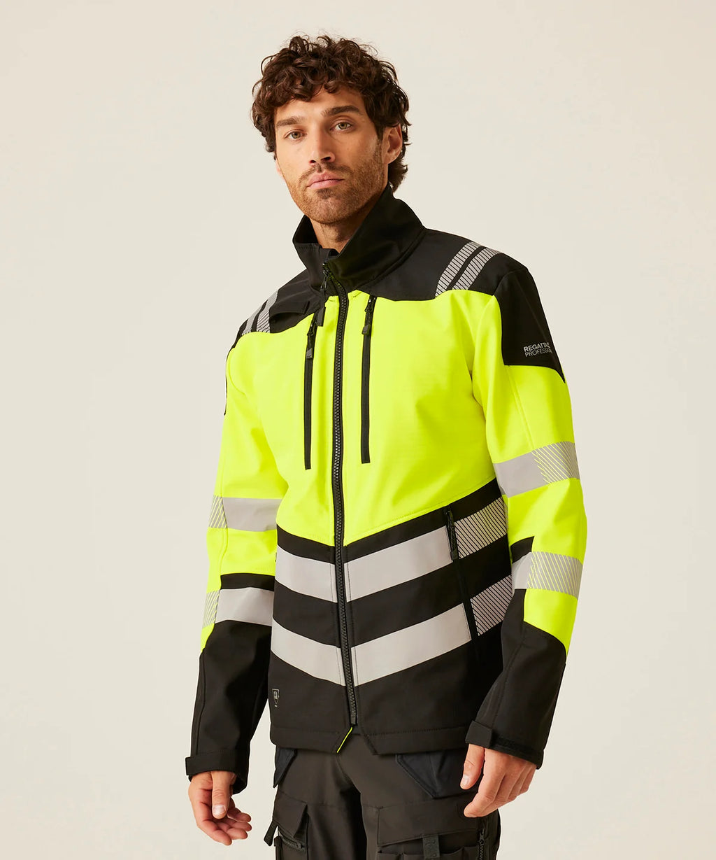 Regatta Hi-Vis X-Pro 3-layer softshell jacket (Class 2) (RG478)
